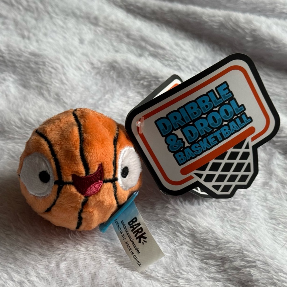 BARK BOX Dribble & Drool Basketball Dog Toy - Small